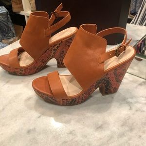 Naya Misty Print Shooties